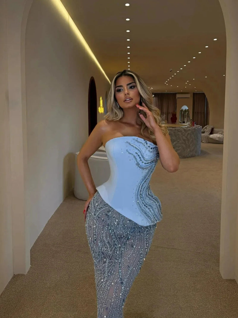 Glamorous Blue Strapless Prom Dress Sleeveless Slimming with Beaded WQ0440