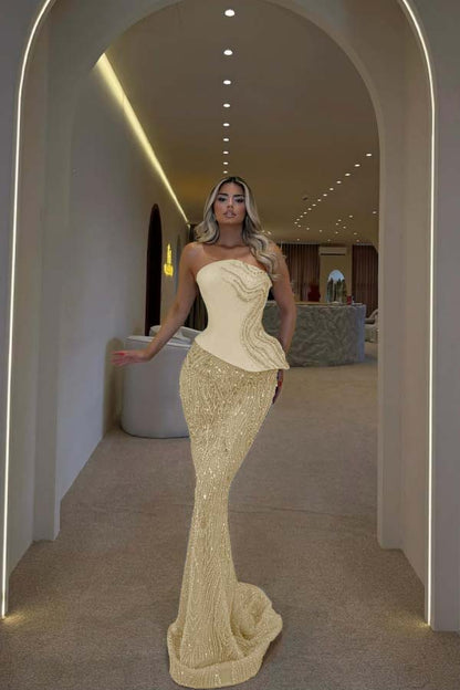 Glamorous Blue Strapless Prom Dress Sleeveless Slimming with Beaded WQ0440