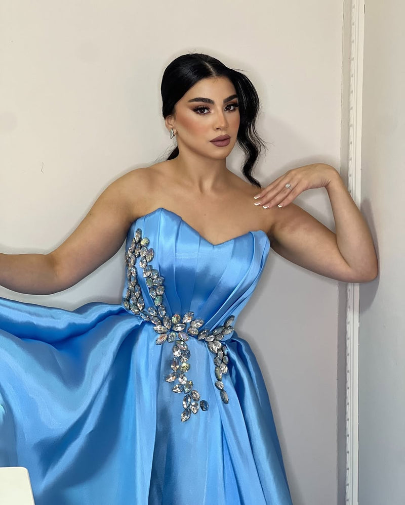 Glamorous Blue Strapless Sweetheart Prom Dress withstone