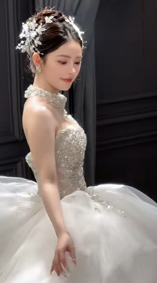 Gorgeous Ball Gown Sweetheart Tulle Sequin Long Wedding Dresses
