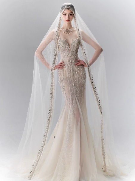 Gorgeous Mermaid Long Wedding Dresses Tulle Beaded Champagne Bridal Gowns Sleeveless Strapless Bridal Dresses