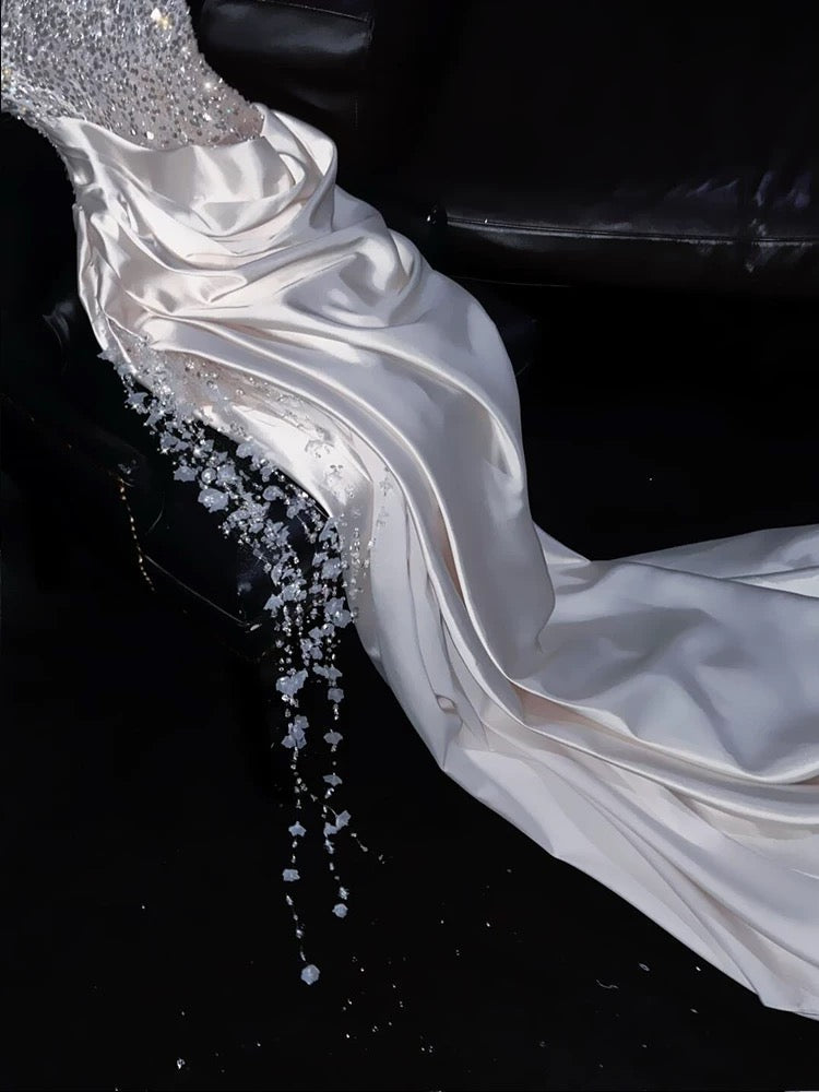 Gorgeous Mermaid Spaghetti Straps Satin Sequin Beads Long Wedding Dresses