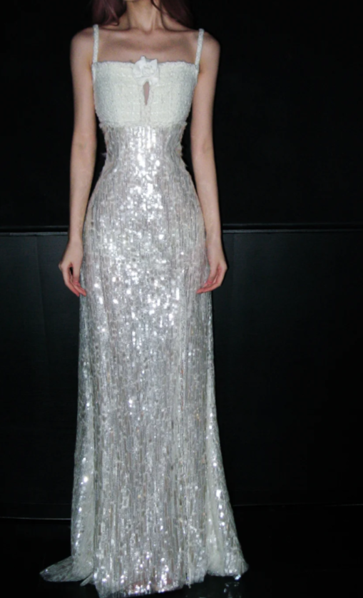 Gorgeous Sheath Long Wedding Dresses Spaghetti Straps Sequins White Bridal Gowns Sleeveless Bridal Dresses