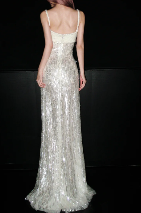 Gorgeous Sheath Long Wedding Dresses Spaghetti Straps Sequins White Bridal Gowns Sleeveless Bridal Dresses