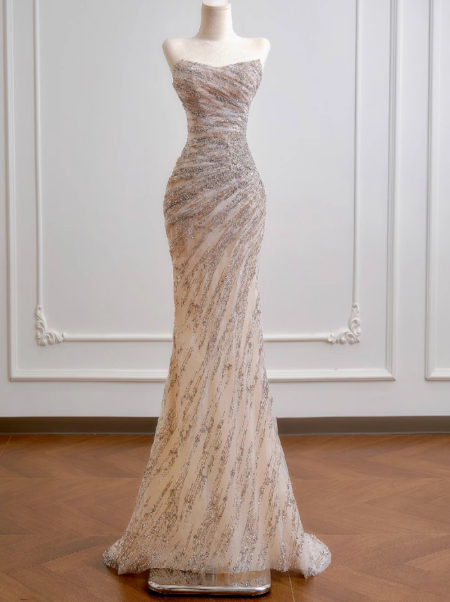 Gorgeous Sheath Long Wedding Dresses Tulle Beaded Champagne Bridal Gowns Sleeveless Strapless Bridal Dresses