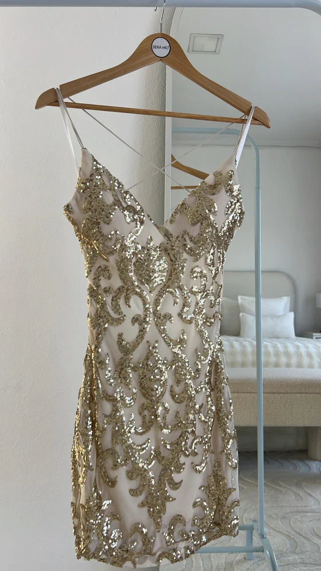 Gorgeous Spaghetti Strap Sheath Short Prom Dresses Sequined Backless Birthday Dresses Gold Sleeveless Homecoming Dresses