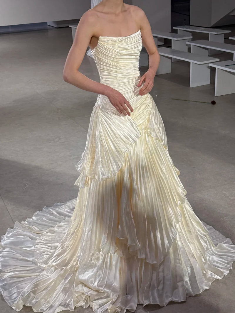 Luxury A-Line Long Wedding Dress Satin Organza Strapless White Bridal Gowns Sleeveless Bridal Dress ED06510
