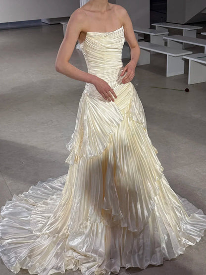 Luxury A-Line Long Wedding Dress Satin Organza Strapless White Bridal Gowns Sleeveless Bridal Dress ED06510
