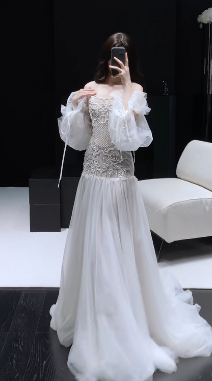 Luxury Strapless Sheath Long Wedding Dresses Beaded Tulle White Bridal Dresses Sleeveless Bridal Gowns
