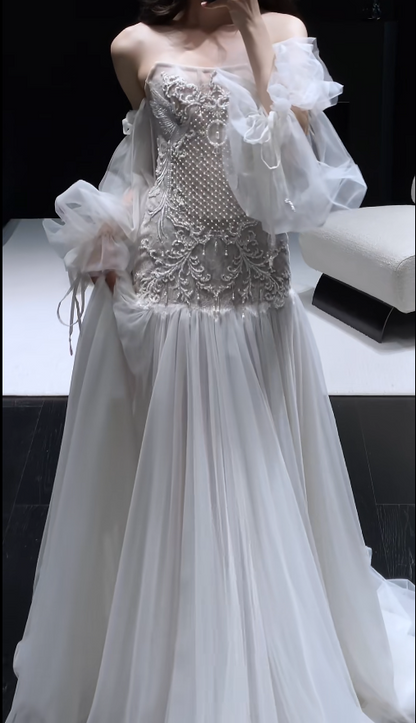 Luxury Strapless Sheath Long Wedding Dresses Beaded Tulle White Bridal Dresses Sleeveless Bridal Gowns
