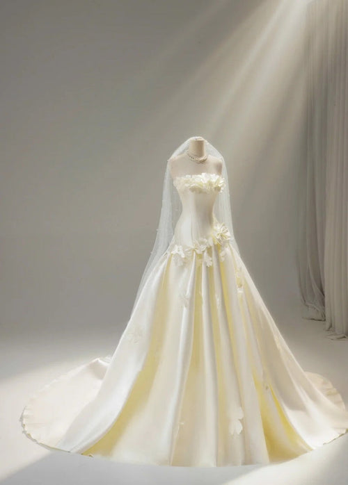 Modest Sheath Long Wedding Dress Satin Strapless Light Champagne Bridal Gowns Sleeveless Bridal Dress ED06631