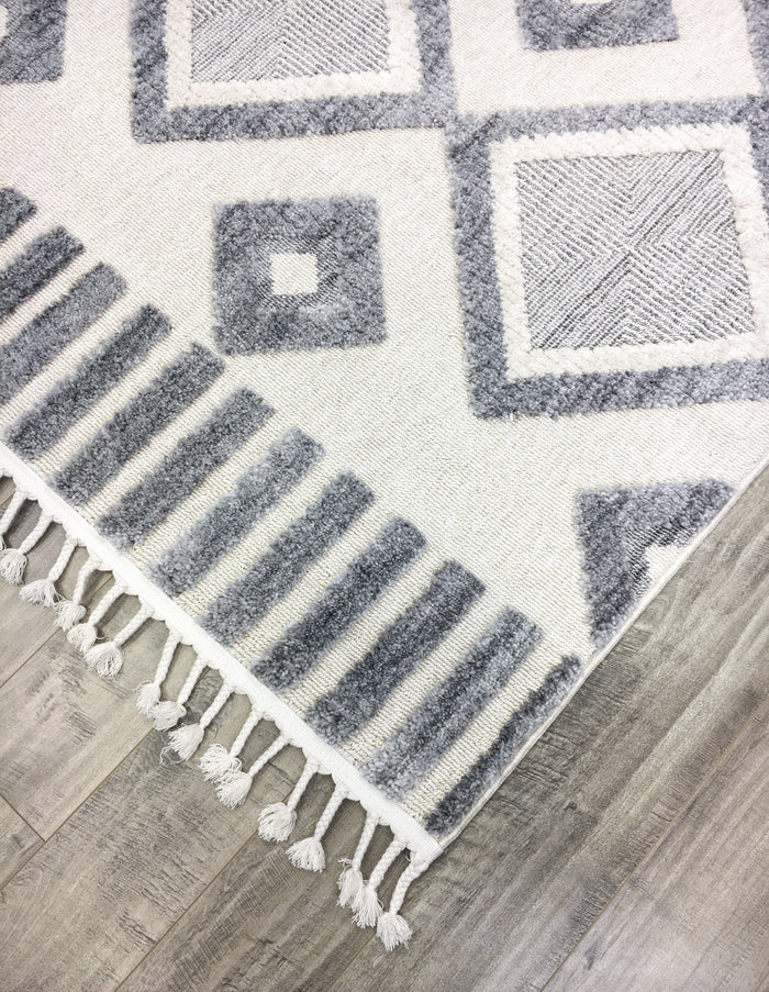 Muskoka 523 White/Grey