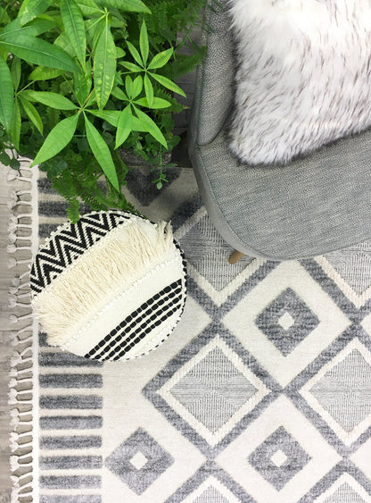 Muskoka 523 White/Grey