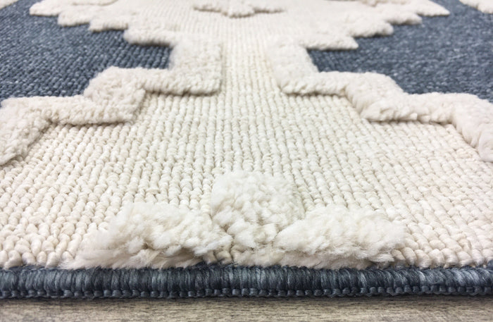 Muskoka 587 Blue/White