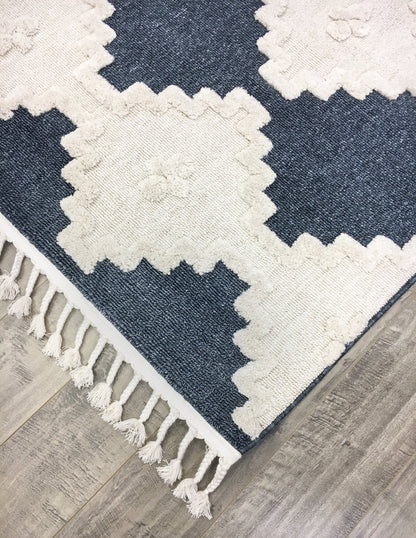 Muskoka 587 Blue/White