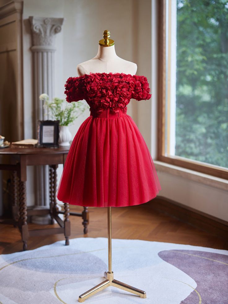 Off the Shoulder Flower Bodice Tulle Short Homecoming Dress