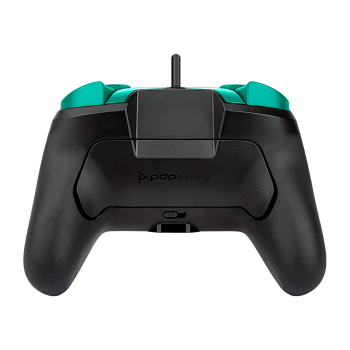 Pdp Faceoff Deluxe+ Wired Controller - Animal Crossing Edition Tom Nook For Nintendo Switch Nintendo