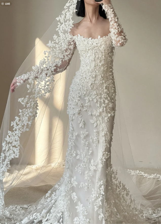 Princess Off-the-shoulder Mermaid Long Wedding Dresses Tulle Applique White Bridal Gowns Long Sleeve Bridal Dresses