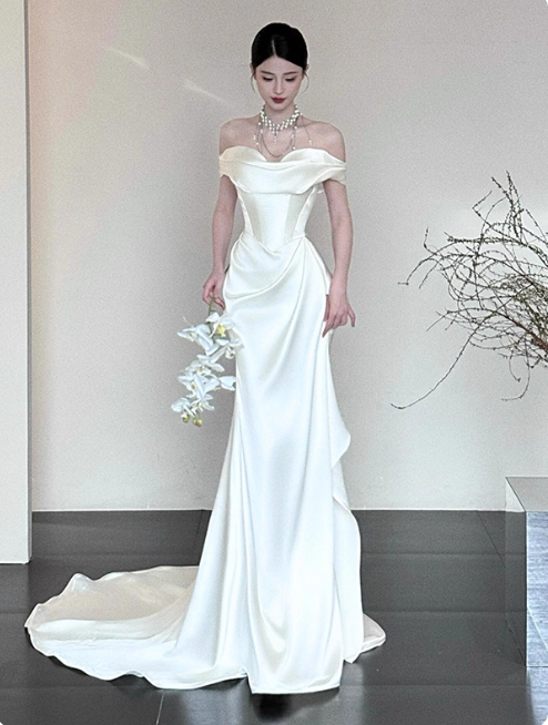 Princess Off-the-shoulder Sheath Long Wedding Dresses Satin White Bridal Gowns Short Sleeve Bridal Dresses