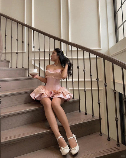 Princess Pink Strapless Sweetheart Neck Satin A-Line 17th Birthday Homecoming Dress