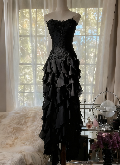 Purple Elegant Strapless Chiffon Applique Long Tiered Prom Dresses Backless Party Dresses