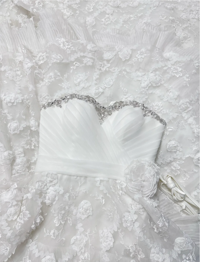Retro Sweetheart A-Line Long Weddng Dresses Lace Appliuqes White Bridal Gowns Sleeveless Bridal Dresses