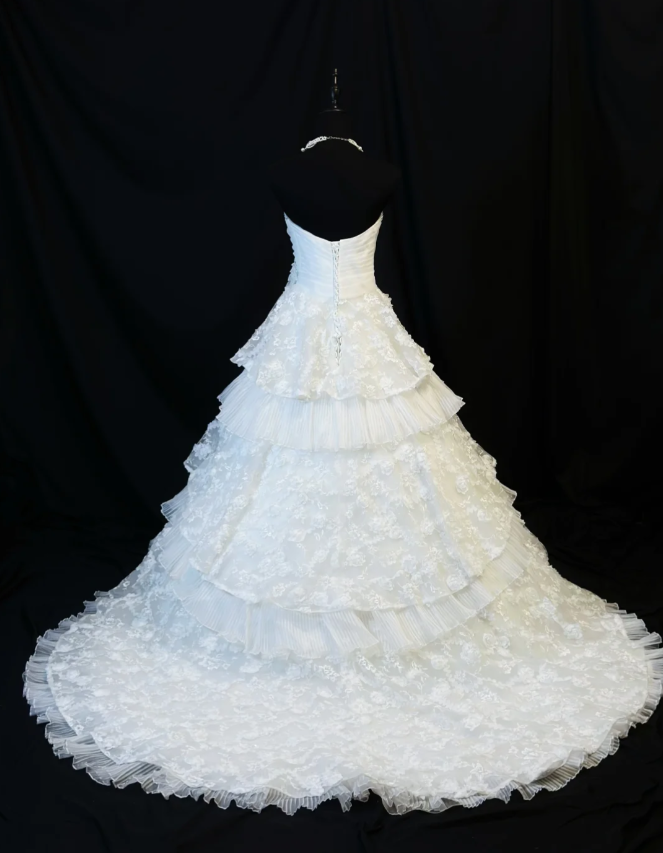 Retro Sweetheart A-Line Long Weddng Dresses Lace Appliuqes White Bridal Gowns Sleeveless Bridal Dresses