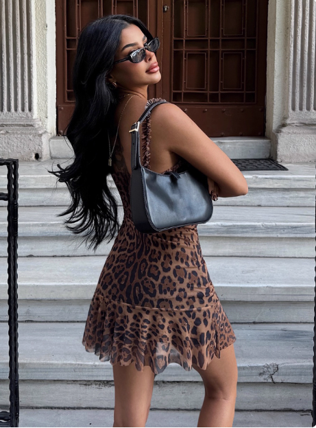 Sexy Hot Girl Ear Lace Leopard Print Low-cut V-neck Birthday Skirt Homecoming Dress