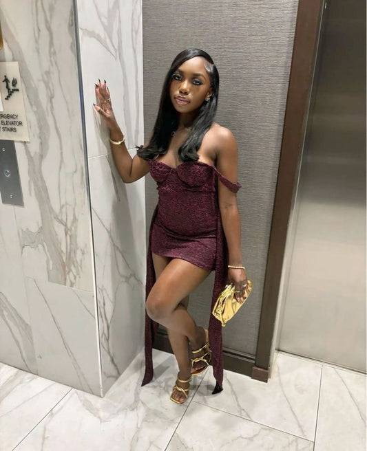 Sexy Off-the-shoulder Tight Homecoming Dresses, Grape Short Prom Dresses, Lace Birthday Dresses