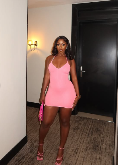 Sexy Pink Halter Neck Slim Fit Hip 21st Birthday Homecoming Dress