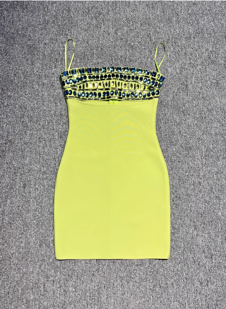 Sexy Rhinestone Chest-wrapped Hollow Hip 21st Birthday Homecoming Dress