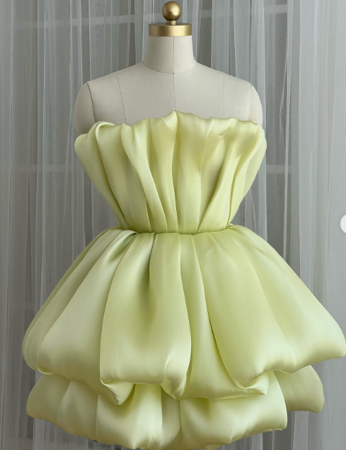 Sexy Strapless A-Line Short Prom Dresses Satin Yellow Homecoming Dresses