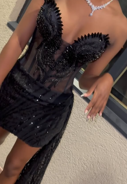 Sexy Sweetheart Bodycon Homecoming Dresses Beaded Tulle Short Prom Dresses Black Birthday Dresses