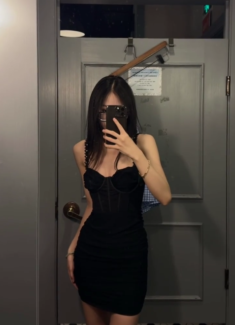 Sexy Tight Hoco Dresses Black Short Prom Dresses Spaghetti Straps Birthday Dresses