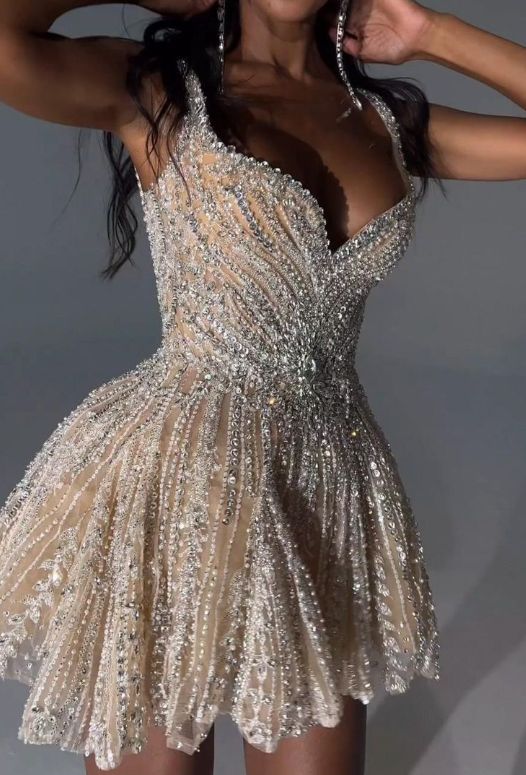 Shiny White Strappy V-Neck Beaded A-Line 17th Birthday Homecoming Dress