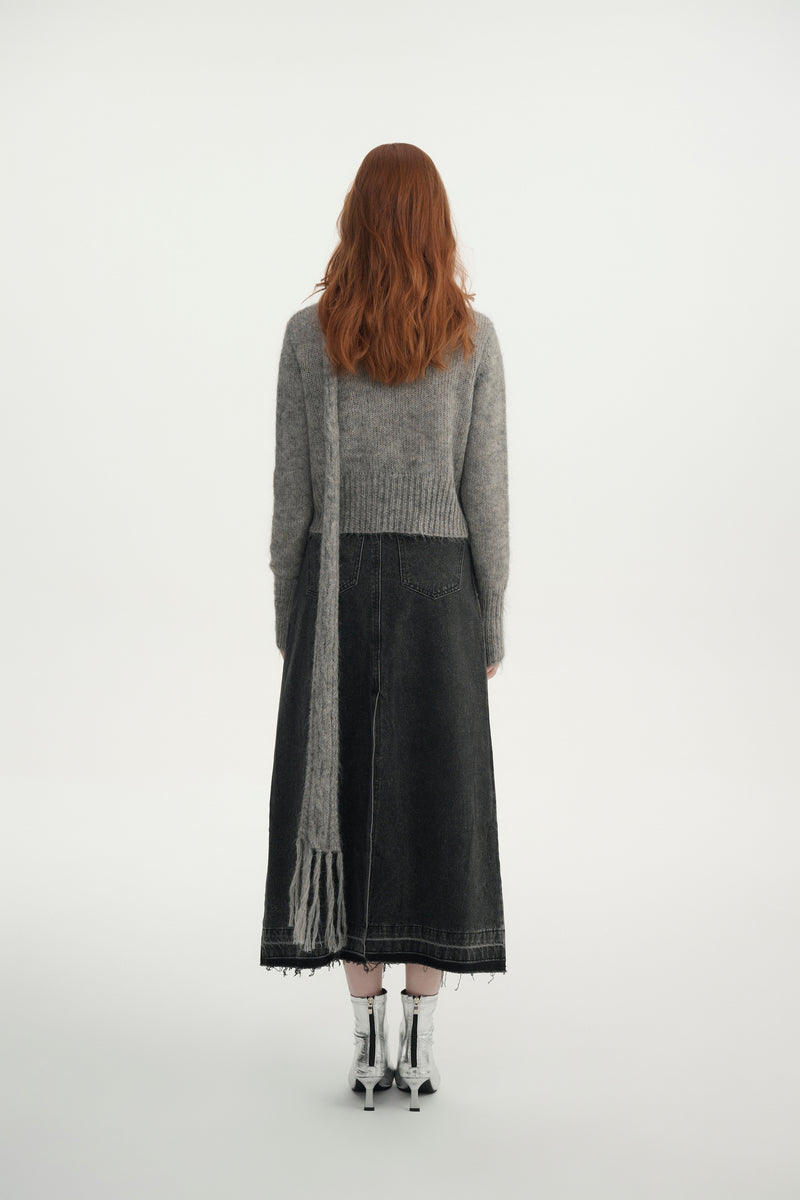 Short cardigan with scarf