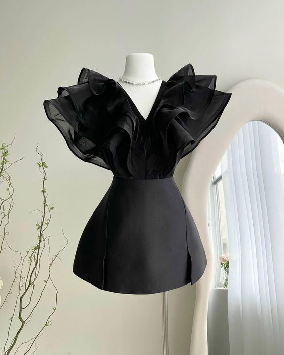 Short mini gown with ruffles cocktail party dress Homecoming Dress