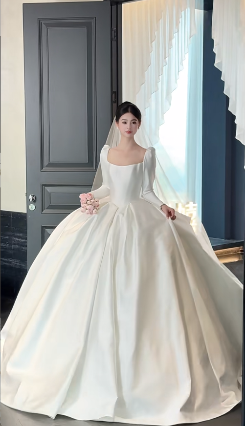 Simple A-Line Long Wedding Dresses Satin White Bridal Gowns Square Neck Long Sleeves Bridal Dress