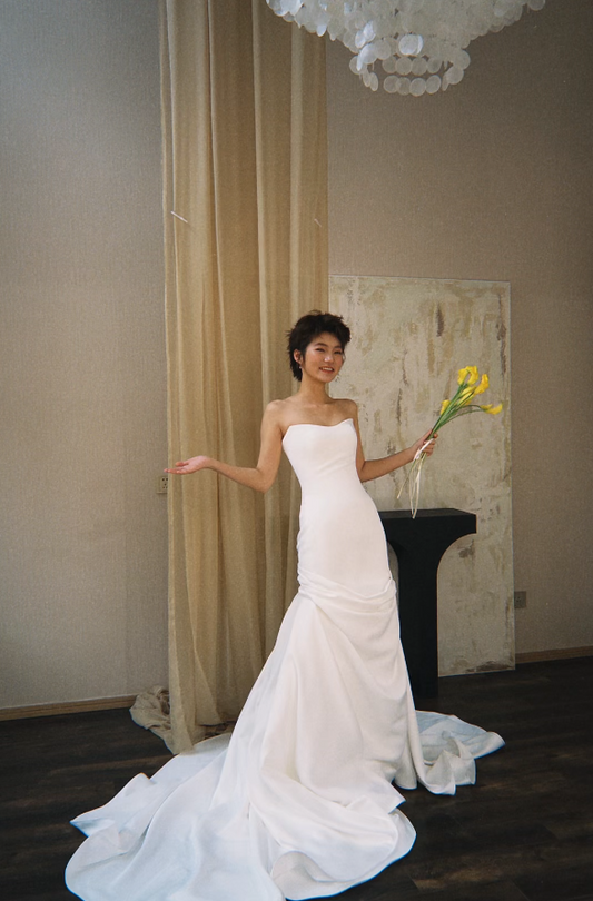 Simple Strapless Sheath Long Weddng Dresses Satin White Bridal Gowns Sleeveless Bridal Dresses