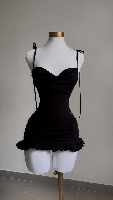 Simple Straps Black/Blue Short Backless Homecoming Dresses