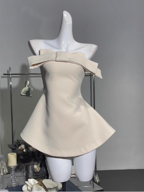 Simple Tube Top Bow Waist Birthday Skirt Homecoming Dress