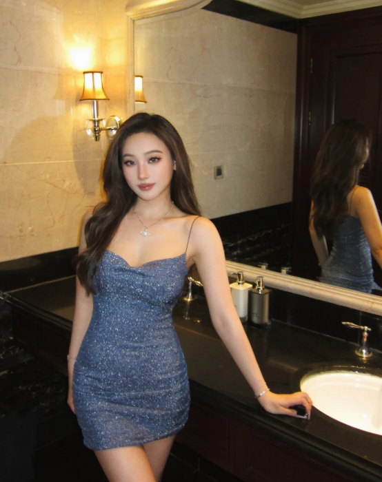 Sparkly Spaghetti Strap Bodycon Short Prom Dresses Navy Blue Homecoming Dresses