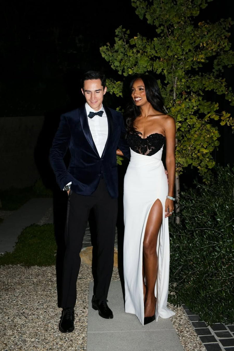 Stunning Mermaid Sweetheart White Long Prom Dress with Split Front