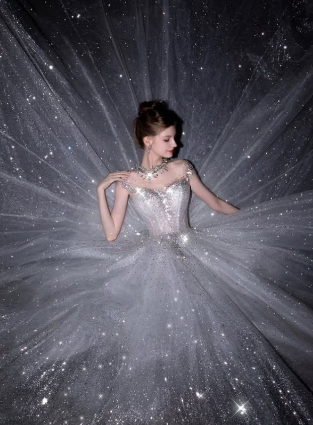 Stunning Shiny Ball Gown Exquisite Beaded White Tulle Long Prom Dress