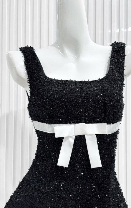 Sweet Square Neck A-Line Short Prom Dresses Black Birthday Dresses Sequin Homecoming Dresses