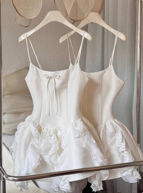 Sweet White Bow Satin Lace Ruffled 17th Birthday Homecoming Dress