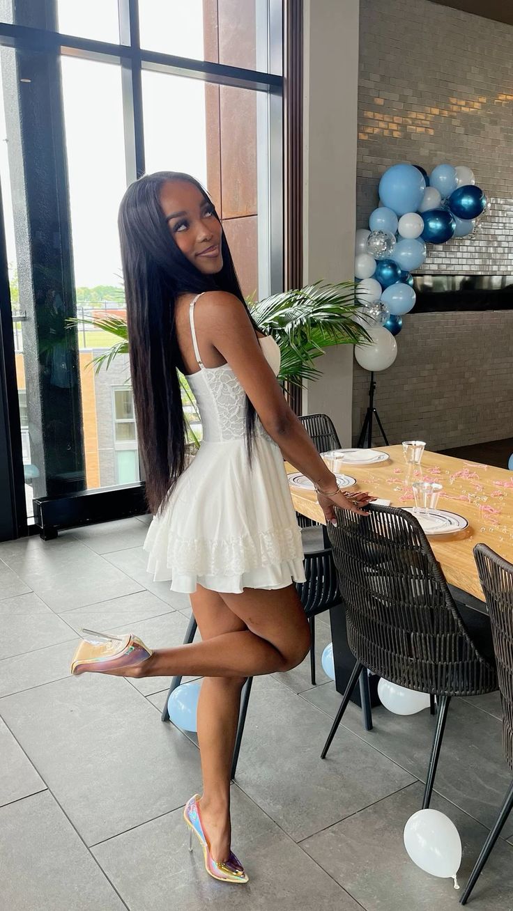 Sweet White Suspender Herringbone A-line 17th Birthday Homecoming Dress