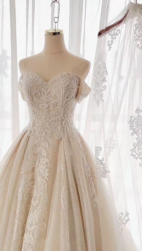 Timeless A-Line Long Wedding Dresses Tulle Beaded White Bridal Gowns Off-shoulder Bridal Dresses