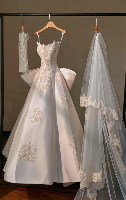 Timeless White A-Line Long Wedding Dresses Strapless White Bridal Gowns Satin Sleeveless Bridal Dresses