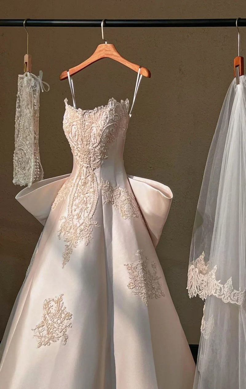 Timeless White A-Line Long Wedding Dresses Strapless White Bridal Gowns Satin Sleeveless Bridal Dresses